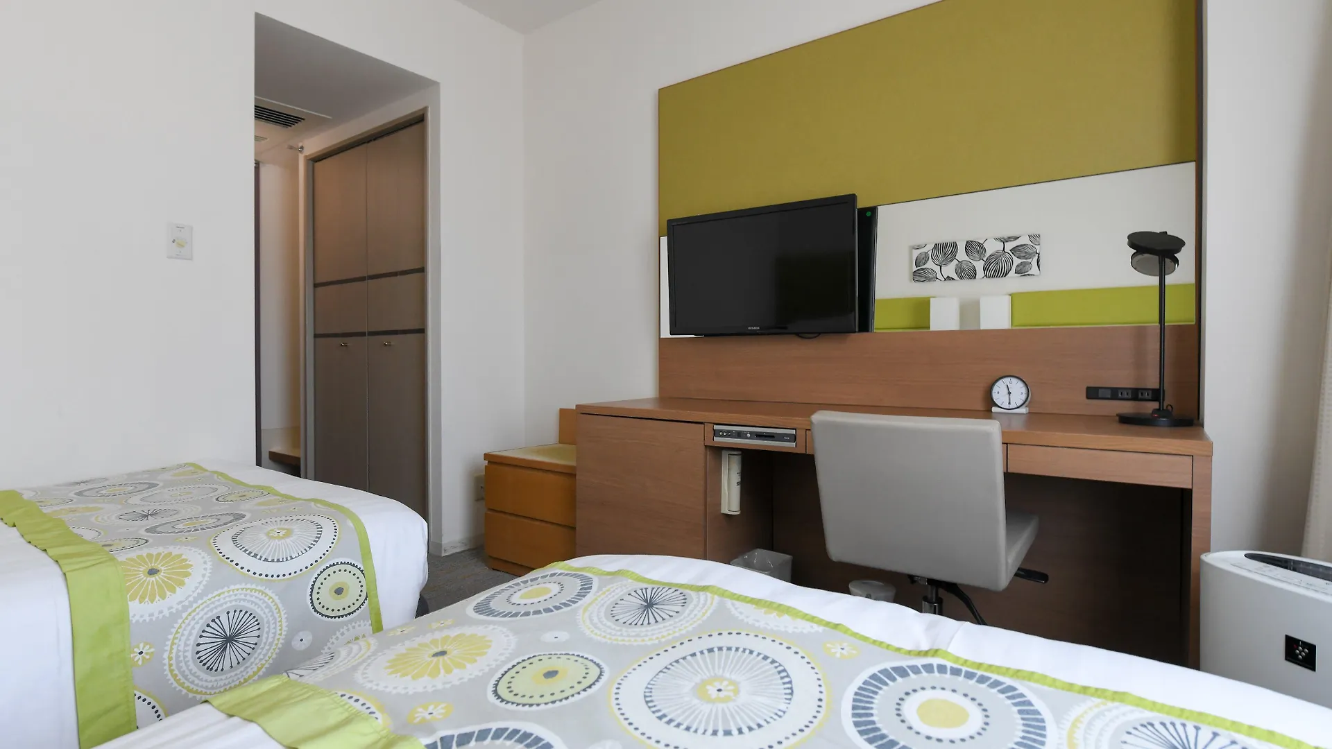 Ana Holiday Inn Sapporo Susukino 3*,  Japan