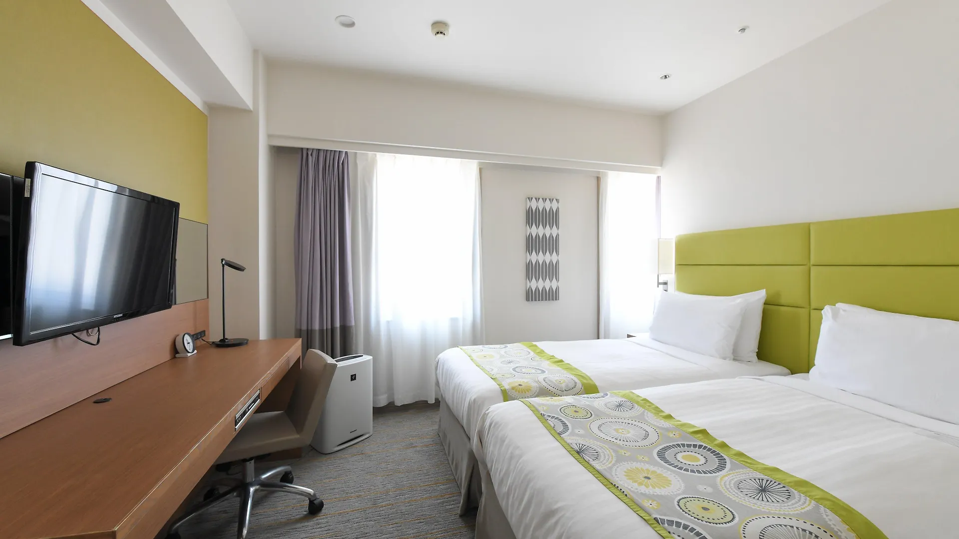 Ana Holiday Inn Sapporo Susukino 3*,