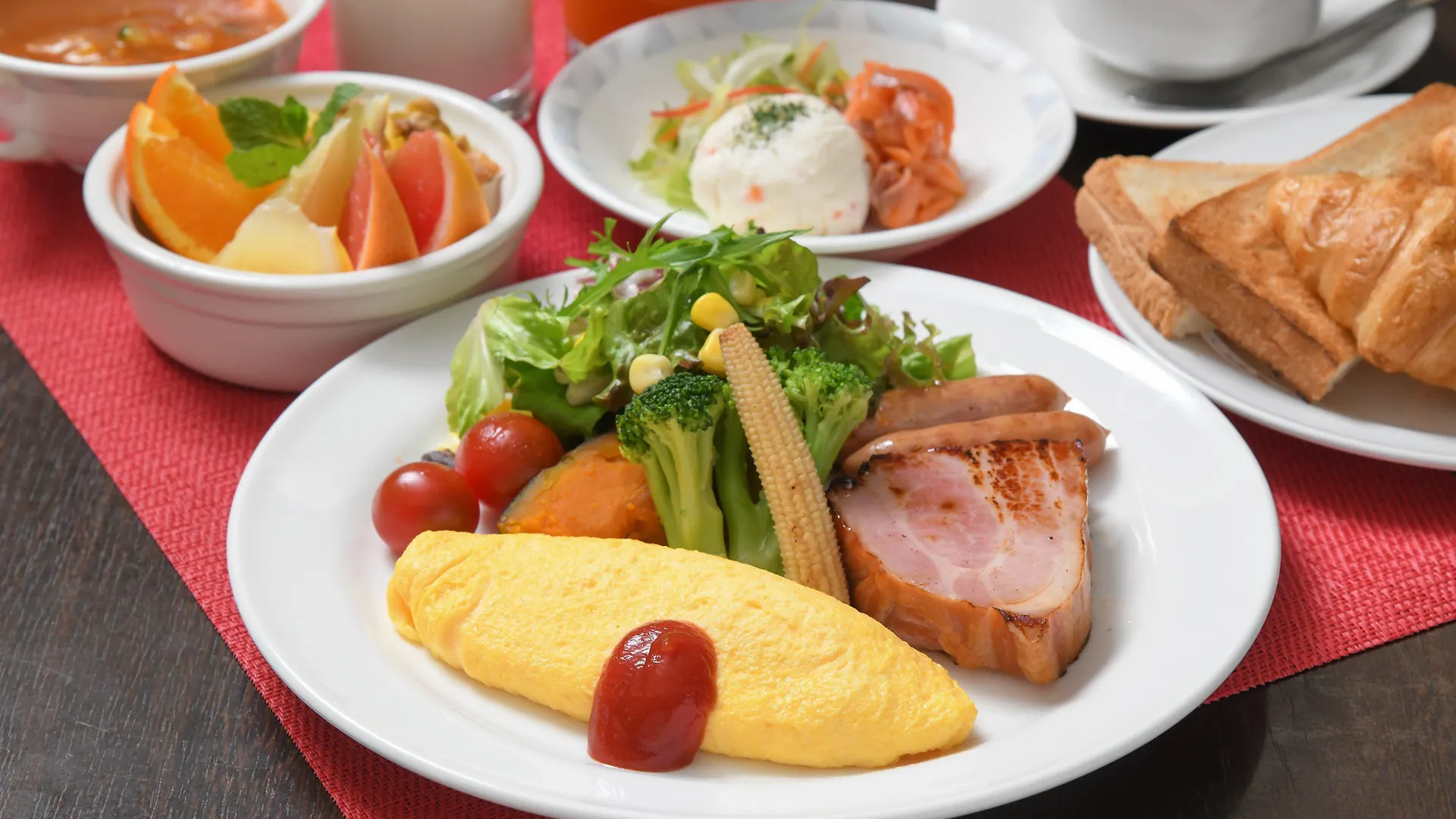 Hotel Ana Holiday Inn Sapporo Susukino