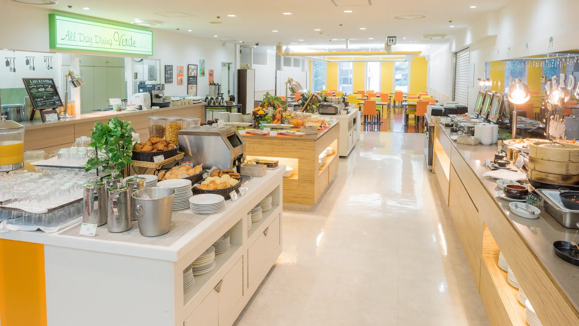 *** Hotel Ana Holiday Inn Sapporo Susukino Japan