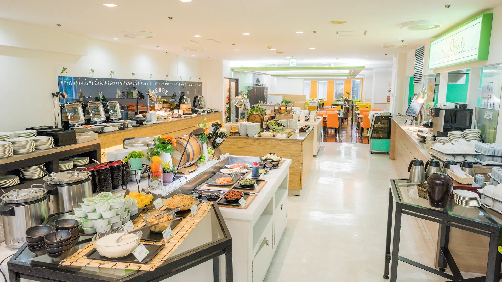 Ana Holiday Inn Sapporo Susukino Hotel